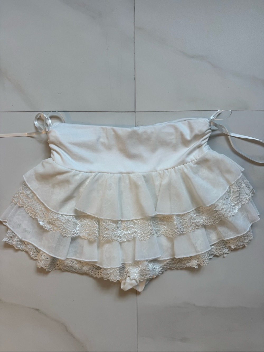 SHEIN White Ruffle Lace Layered Mini Skirt